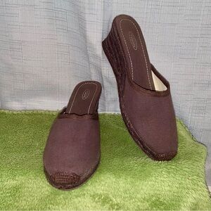 Talbots Brown Woven Wedge "Mandalay" size 6